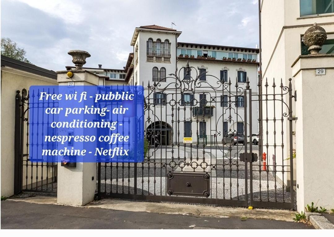 Lux Apartment 2 Milano Metro M2 Екстер'єр фото